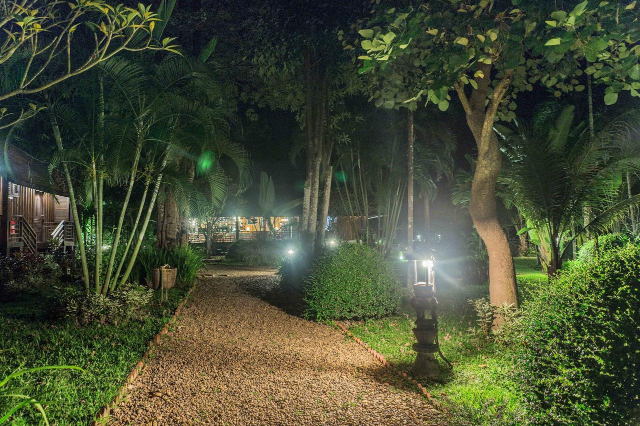 צ'מפסק La Folie Lodge מראה חיצוני תמונה