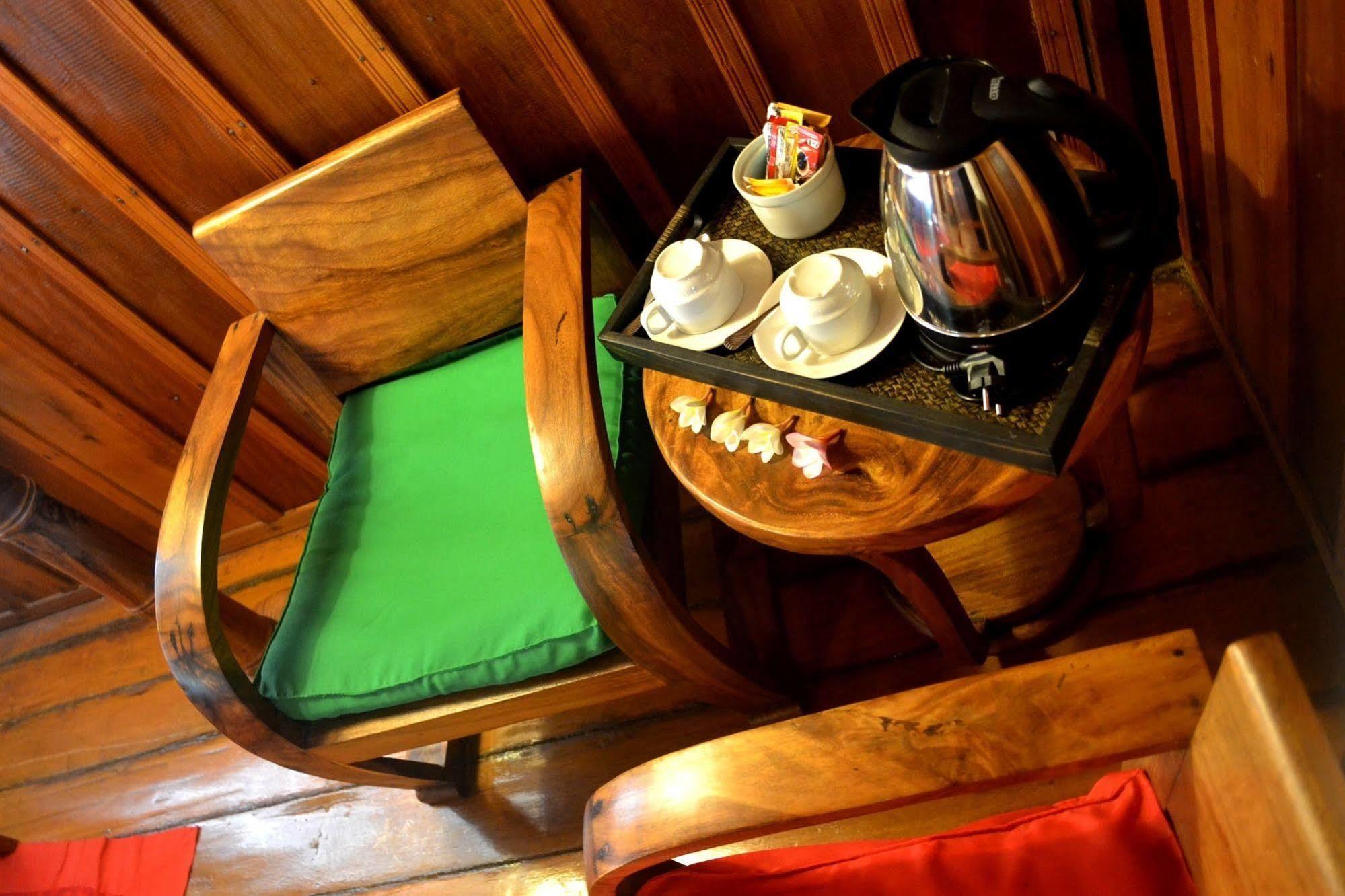 צ'מפסק La Folie Lodge מראה חיצוני תמונה